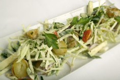 Kartoffelsalat med hvidkål